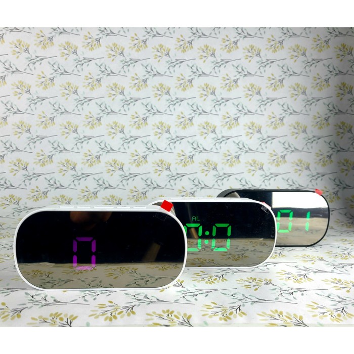 Часы электронные  13х6см 669