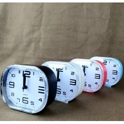 Будильник 12х10 см 8032